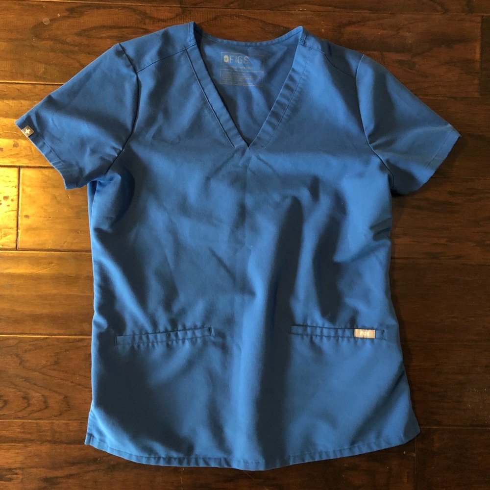 Figs 3 pocket royal blue scrub top size Small